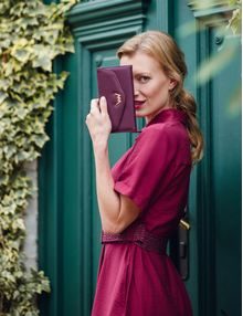 Fossy Belle Wine Red