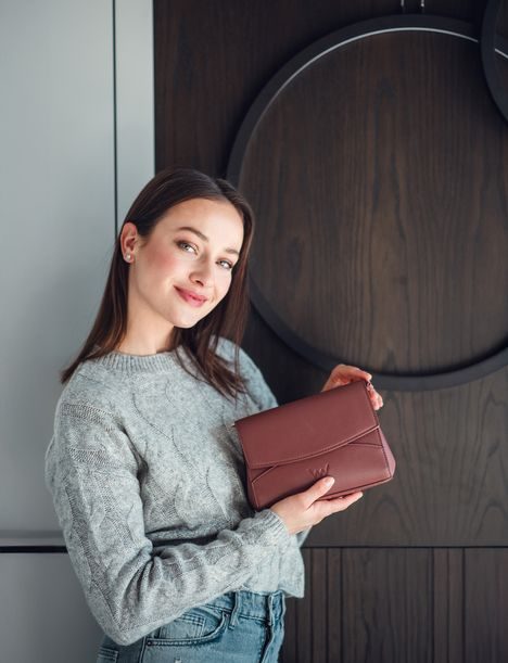 Danita Mini Wine Red