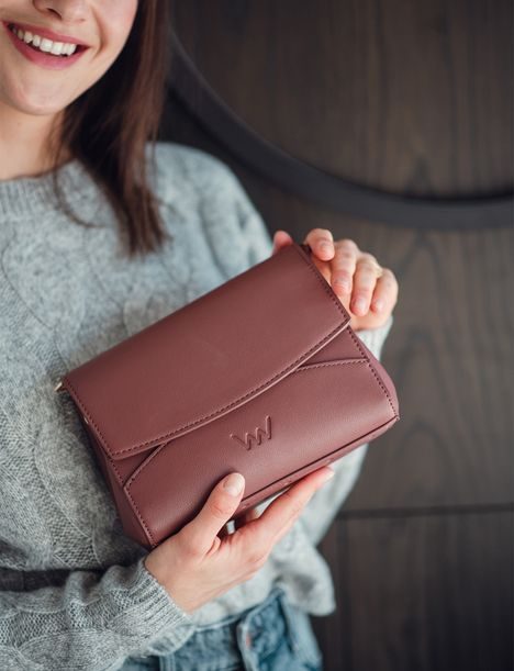 Danita Mini Wine Red