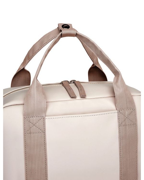 Kees Beige