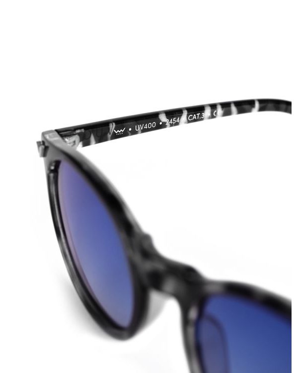 Carny Design Black