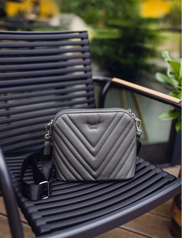 Pirett Grey