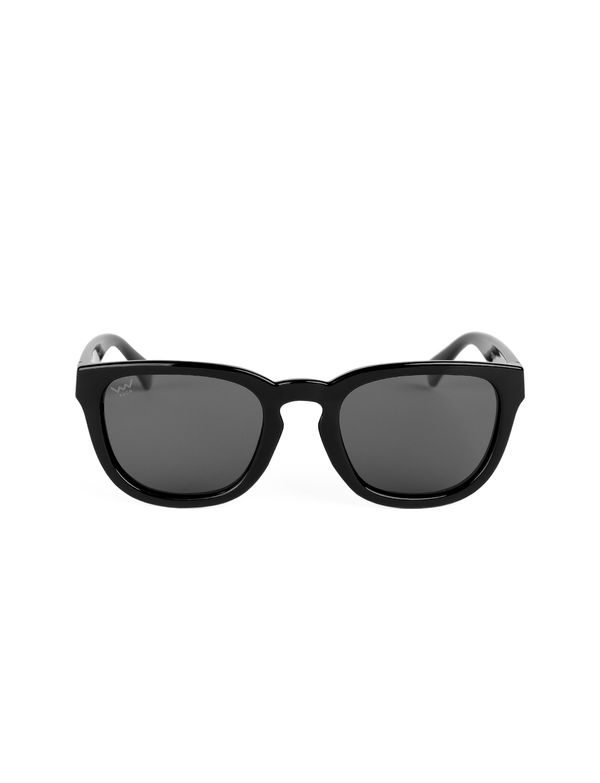 Elea Black