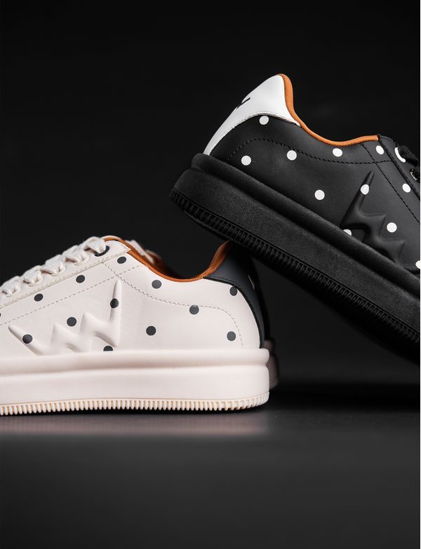 Lucky Dots Black