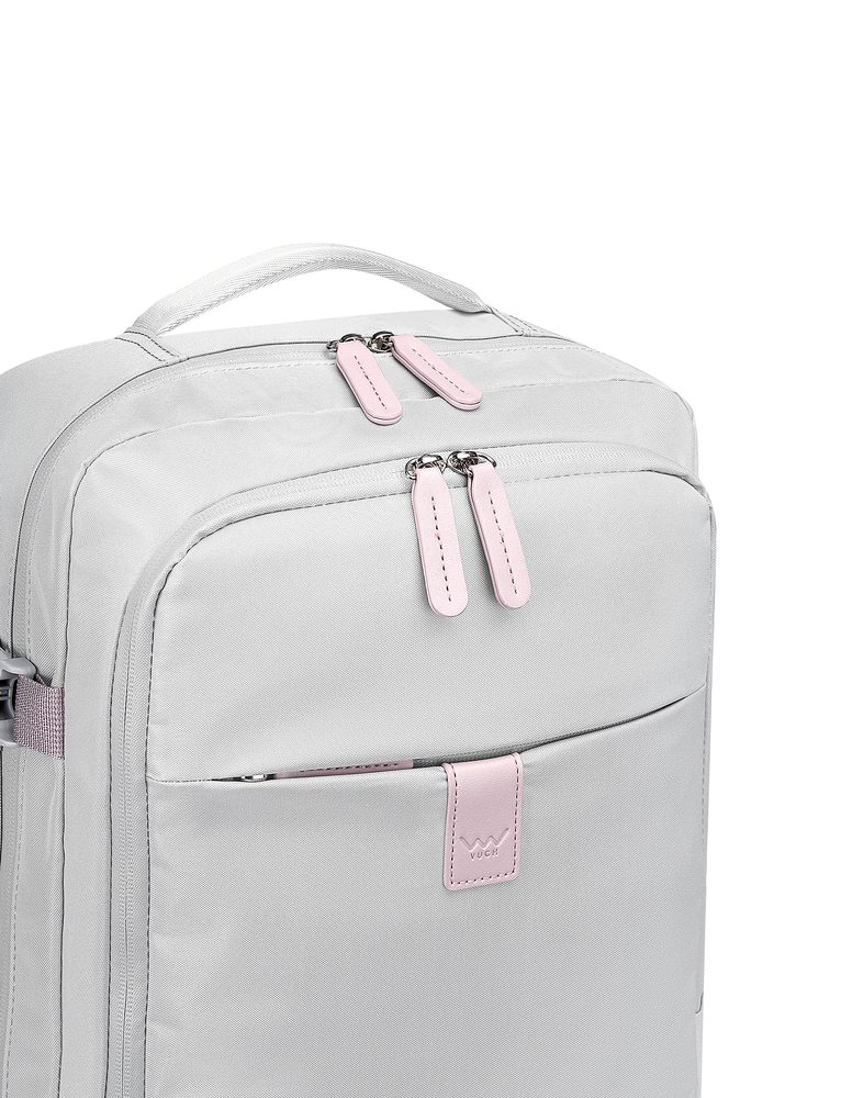 VUCH Foppe Grey.

Komora koja se u potpunosti otvara
Vanjski džepovi sa zatvaračem
Mnogo unutarnjih pregrada
Gumena traka na leđima ruksaka za pričvršćivanje na kofer
Ojačane i polstirane naramenice i leđa za udobno nošenje
 Ruksaci
Vremena kada su ruksaci značili samo školske torbe ili sportske komade za planinarenje odavno su prošla.