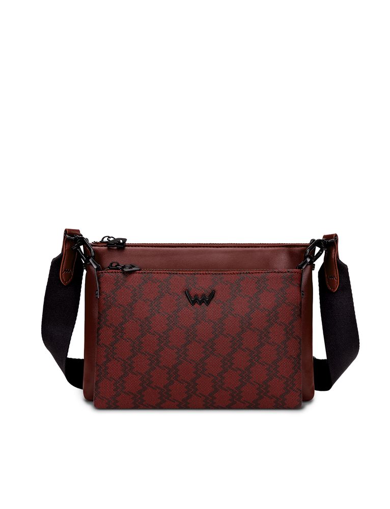 VUCH Clasie MN Wine.

Dvije torbe u jednoj koje se mogu odvojiti
Monogram VUCH na manjoj torbi
Glavno zatvaranje na patent
Dva remena - tekstilni crossbody i lanac za nošenje u ruci
 Monogram
Želiš imati izuzetan šmrc i biti Vuch do posljednjeg detalja?
Vuch je tvoja najvernija ljubav, tako joj to pokaži bez ijedne izgovorene riječi.