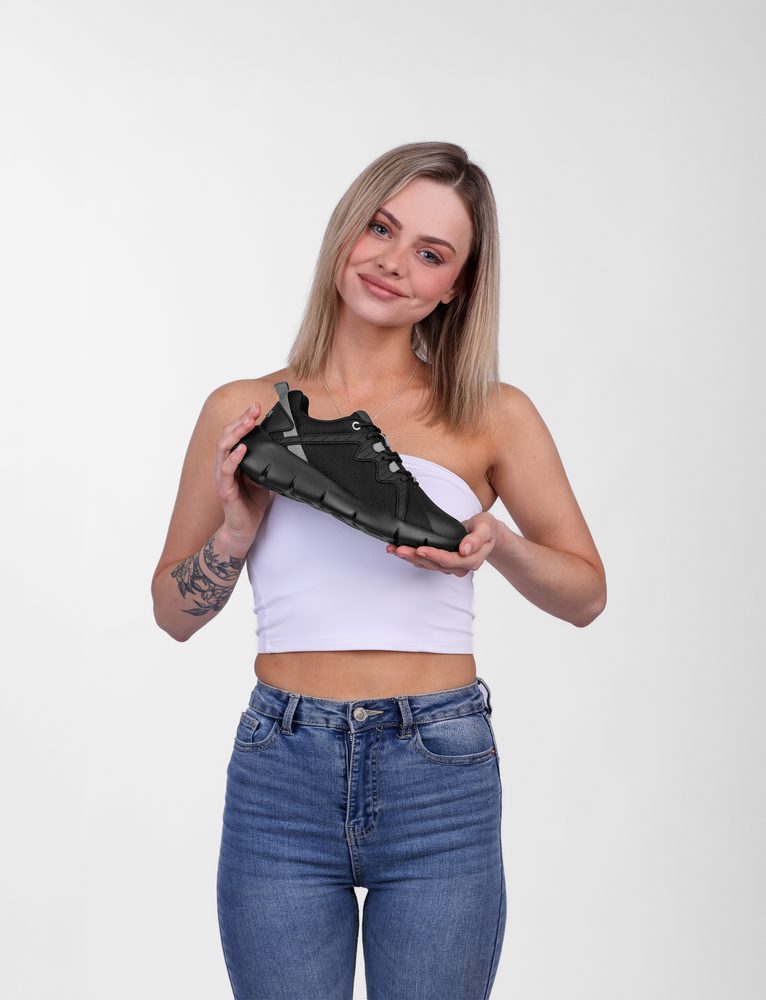 VUCH Flash E Black - 43.

Izrađeno od recikliranih materijala
Lagana, izdržljiva i anatomski oblikovana potplat
Oblikovani unutarnji uložak s jedinstvenim AIotiskom
 OBUĆA
Vuch cipele su originalnost koja hoda.