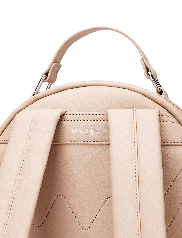 VUCH Viessa Beige.

Ruksak iz Your Choice kolekcije, dizajniran od strane naših kupaca
Elegantno izvedba
Vanjski i unutarnji džepovi na patent
Džep za laptop 11,6