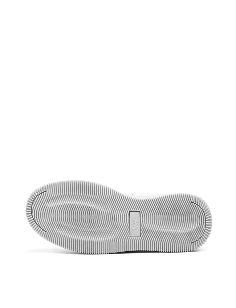 VUCH Lucky Grey - 42.
Unutarnji uložak cipela stvoren je pomoću umjetne inteligencije.
Svaka verzija tenisice ima svoj vlastiti karakter – od klasične crno-bijele elegancije, preko razigrane ljubičaste, do nježne ružičaste i modernog sivog minimalizma.

Svakodnevna casual obuća
Unutarnji uložak stvoren pomoću AI
3D plastični detalj loga Vuch
Moderan viši potplat osigurava udobnost čak i tijekom cjelodnevnog nošenja
 Obuća
Vuch cipele su originalnost koja fascinira.