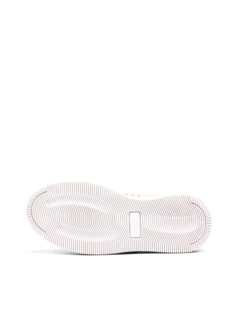 VUCH Lucky Off White - 37.
Unutarnji uložak cipela stvoren je pomoću umjetne inteligencije.
Svaka verzija tenisice ima svoj vlastiti karakter – od klasične crno-bijele elegancije, preko razigrane ljubičaste, do nježne ružičaste i modernog sivog minimalizma.

Svakodnevna casual obuća
Unutarnji uložak stvoren pomoću AI
3D plastični detalj loga Vuch
Moderan viši potplat osigurava udobnost čak i tijekom cjelodnevnog nošenja
 Obuća
Vuch cipele su originalnost koja fascinira.