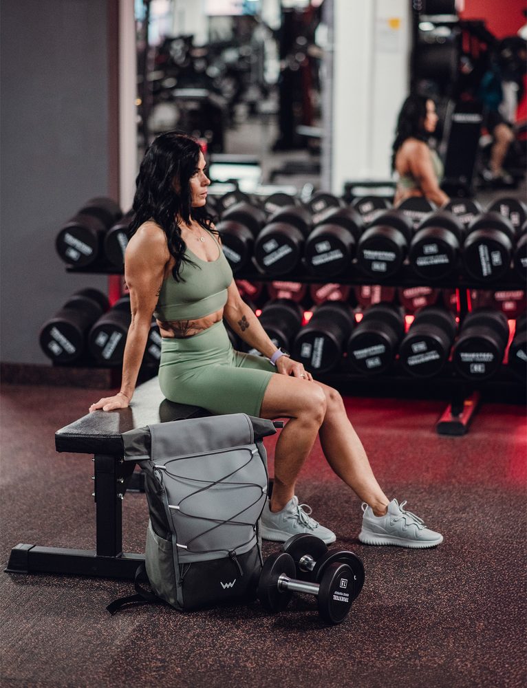 VUCH Vibe Grey - 38.

Lagane tenisice za slobodno vrijeme
Izmjenjivi uložak od memorijske pjene koji se prilagođava obliku stopala
Fleksibilan i prozračan gornji materijal
Ojačana peta pruža najbolju podršku pri hodanju
 OBUĆA
Vuch obuća je originalnost koja fascinira.