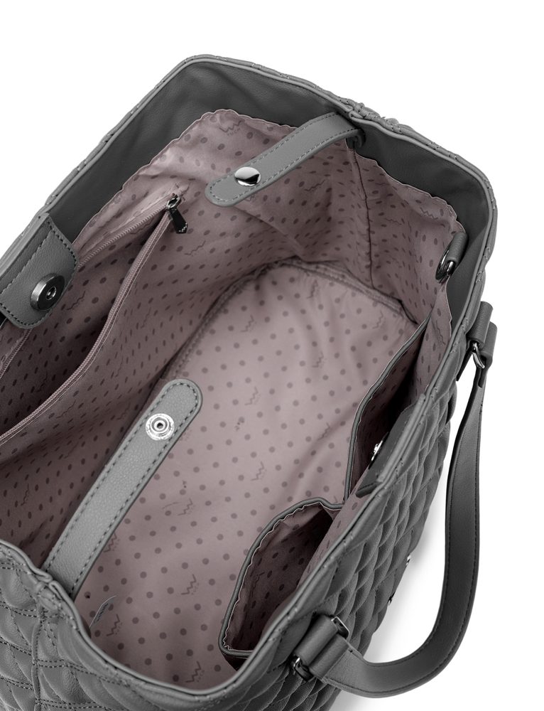 VUCH Roselda Classy Grey.

Omiljeni model s prošivanjem
Glavno zatvaranje na magnet i patent
Unutarnji odjeljci za sitnice
Kozmetička torbica u boji torbe
Dio torbe je crossbody remen
 RUČNE TORBE
„Razmišljaš da si nabaviš ručnu torbu koju nikad nećeš ispustiti iz ruke?