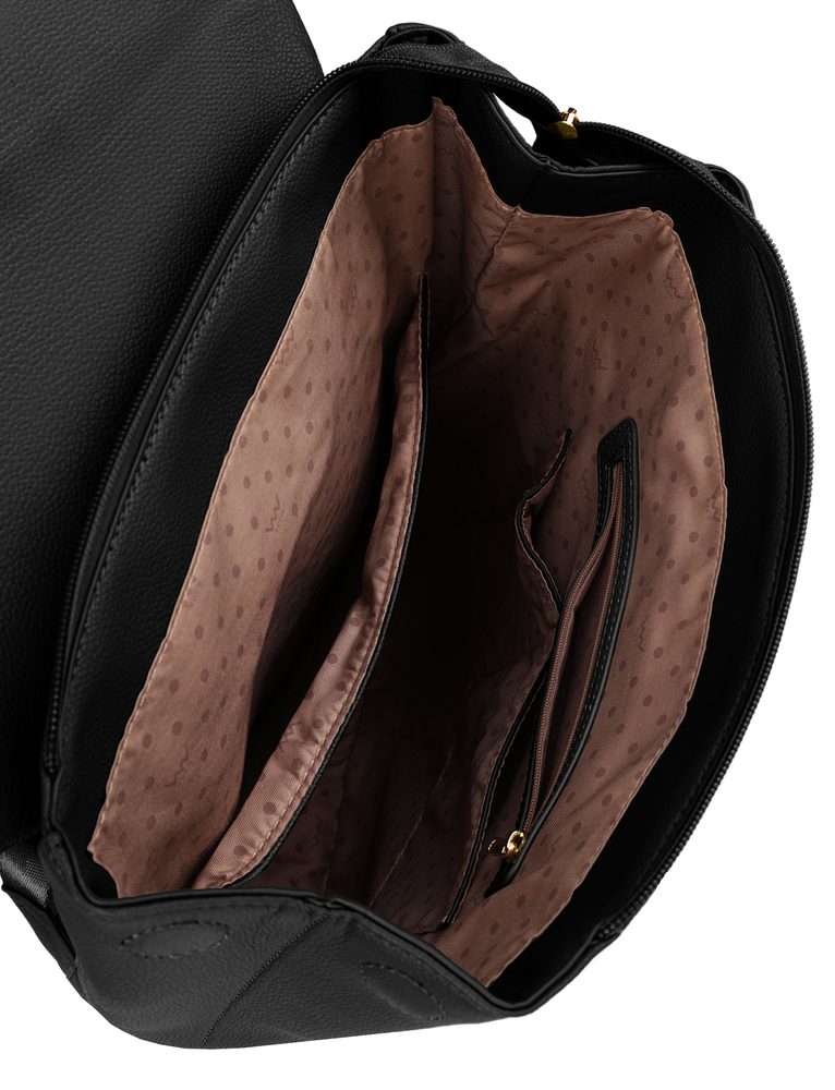 VUCH Mikko Black.

Prostrani unutarnji džep s dvostrukim zatvaranjem – patent i magnet
Praktični vanjski džepić na patent na stražnjem dijelu ruksaka
Unutarnji odjeljci za mobitel i džepić na patent
Unutarnji džep za laptop
Podesivi naramenice
 RUKSACI
Praktičnost, udobnost i funkcionalnost.