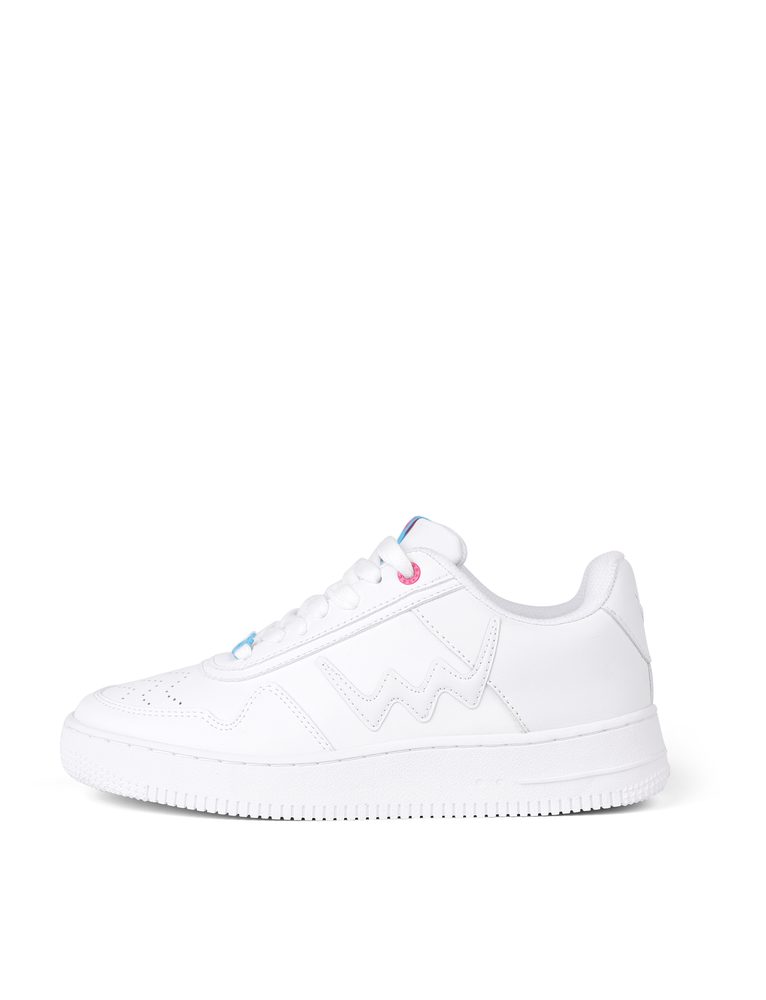 VUCH Basic Aisa - 41.

popularan dizajn sa šarenim detaljima
oblikovan, udoban potplat s elementima memorijske pjene
aerodinamički oblik
gumeni potplat
perforacije na prstima
 Obuća
Vuch cipele su originalnost koja fascinira.