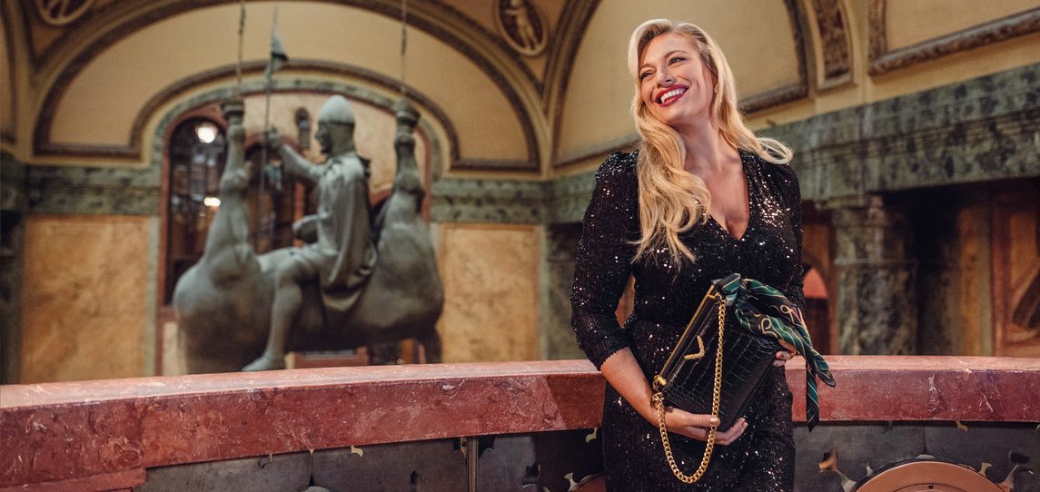 Sassy Elegance Black