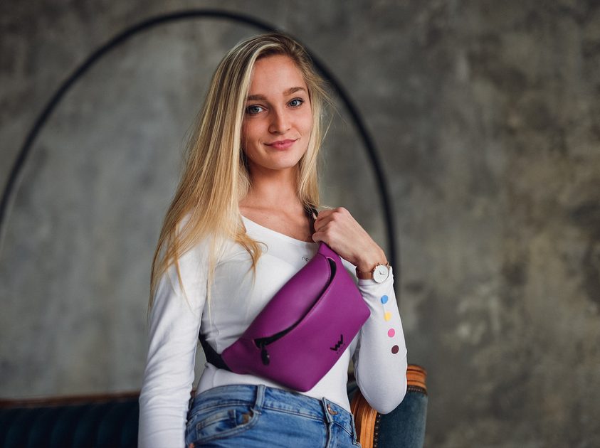 12 Simple Ways to Wear a Fanny Pack - wikiHow