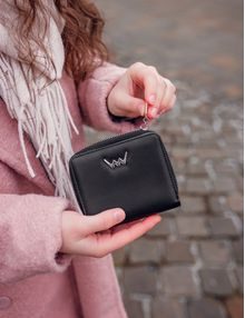 Pippa Mini Black