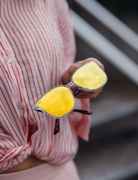 Trisha Transparent Design Brown