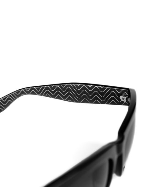 Sollary Wave Black