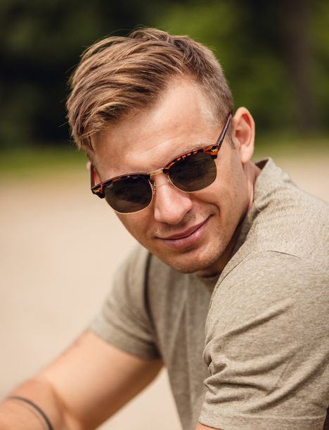 Brigida Metal Design Brown