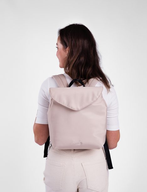 Joanna Small Beige