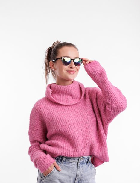 Mitzi M-Color
