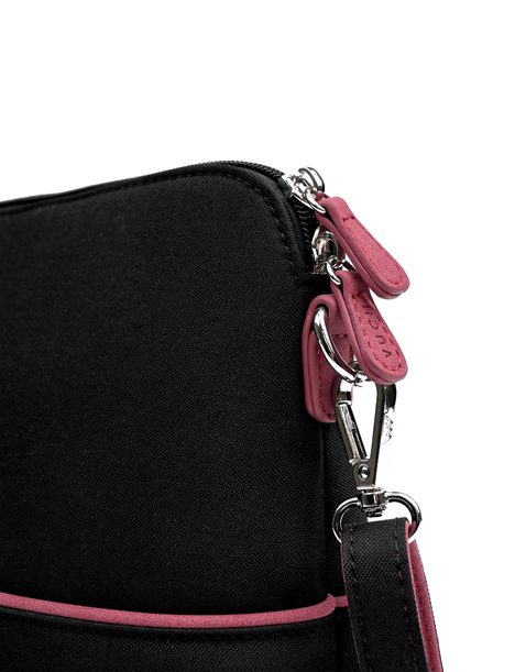 Cara Canva Black