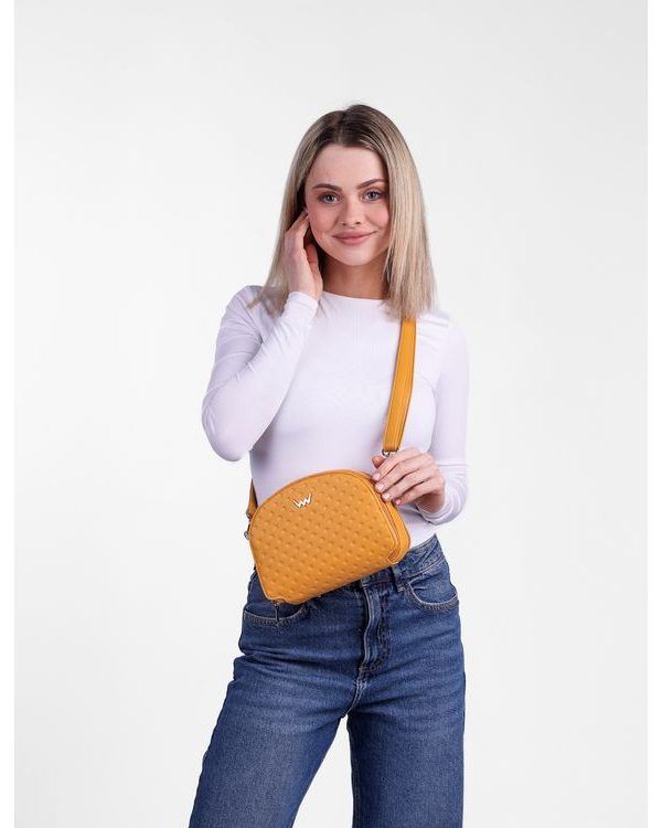 Caira E Mustard