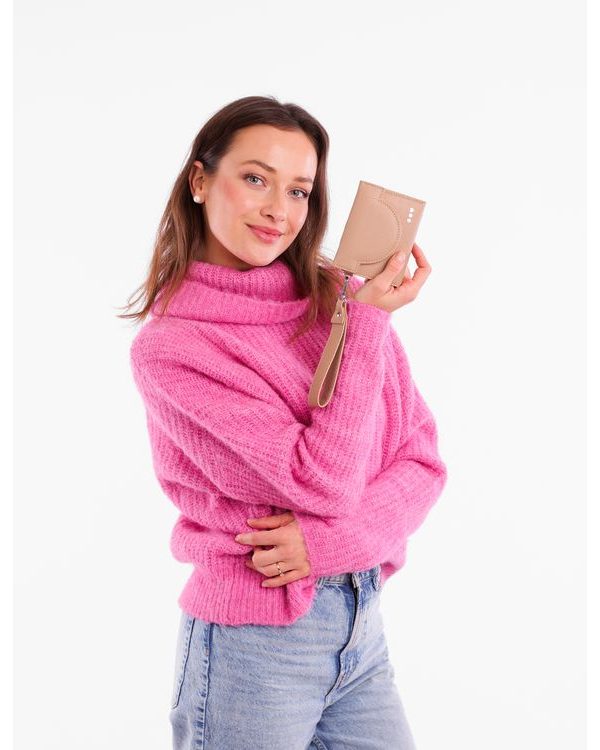 Femke Beige