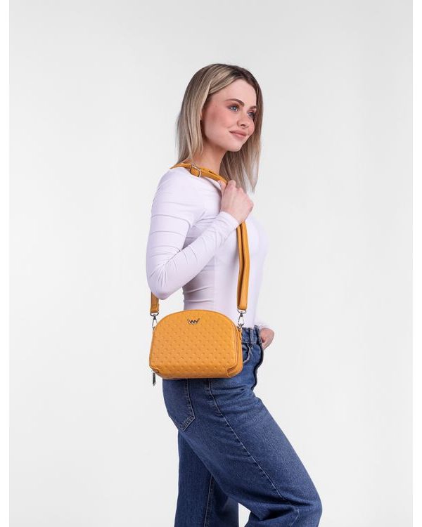 Caira E Mustard