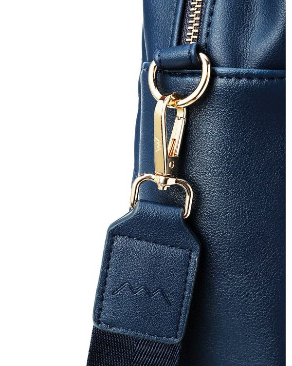 Thyra Blue