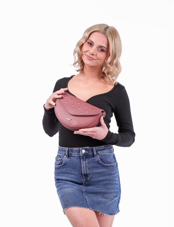 Tricia Dotty Powder Wine