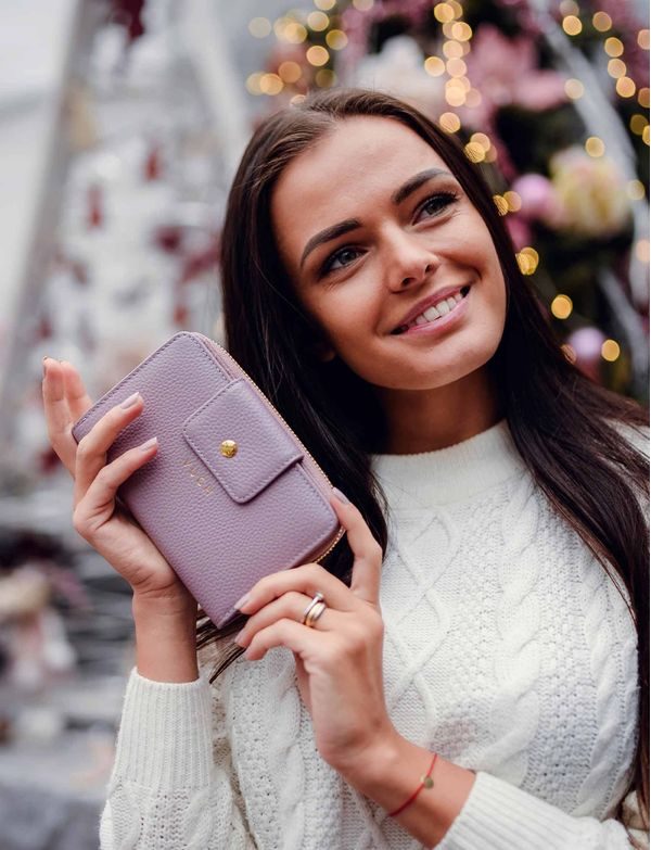 Ebba Violet