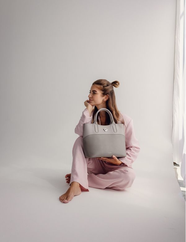 Christel Divide Grey