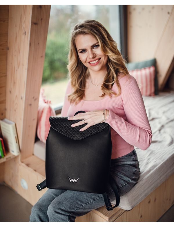 Joanna Diamond Black