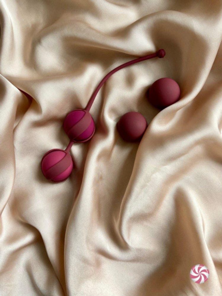 Lola Games Vaginal Balls Set Love Story Valkyrie Wine Red (obrázek 8)