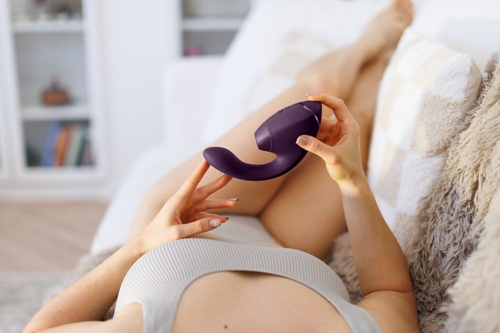 Womanizer Next Duo - 2v1 G-bod vibrátor (fialový) (obrázek 12)