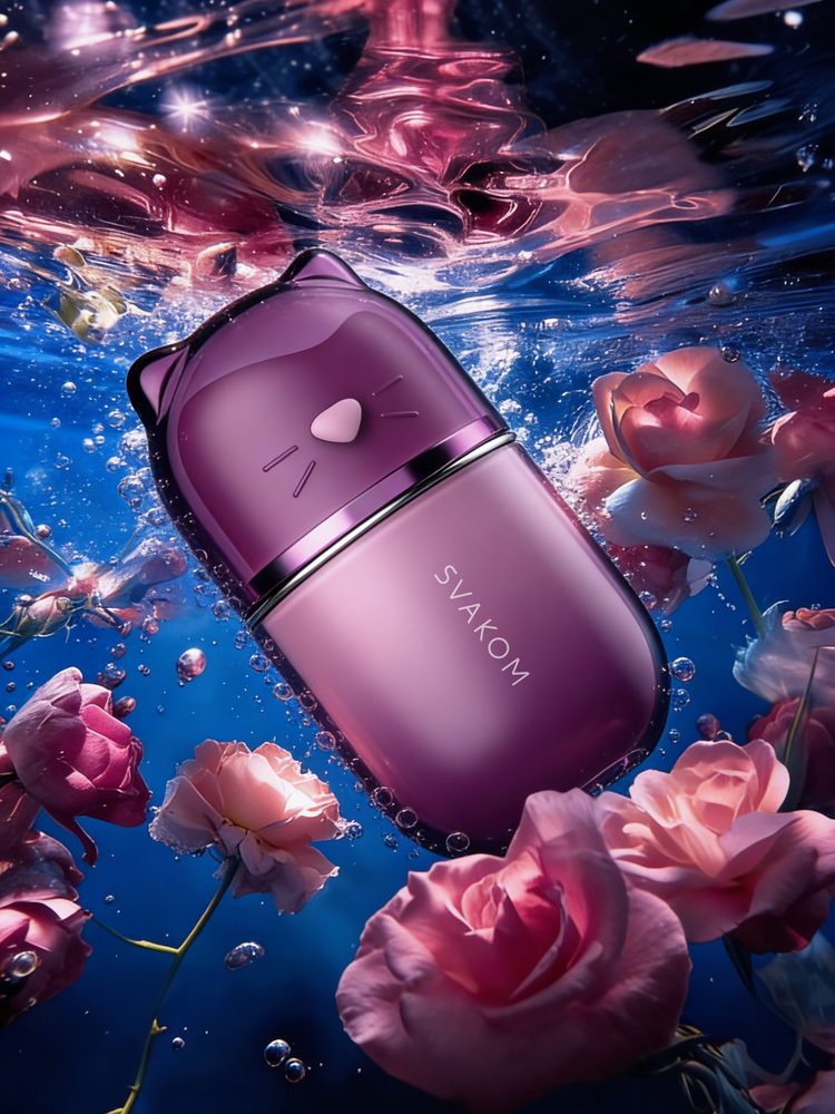Svakom Klitty Dual Action Licking & Suction Stimulator Dusty Lavender (obrázek 35)