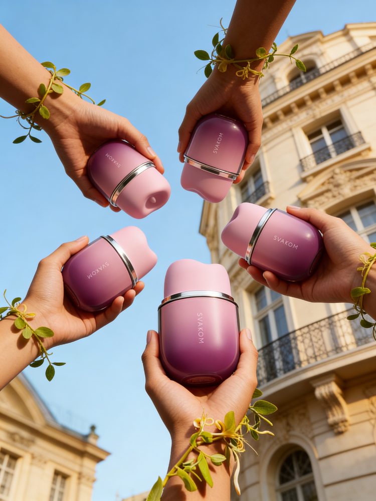 Svakom Klitty Dual Action Licking & Suction Stimulator Dusty Lavender (obrázek 26)