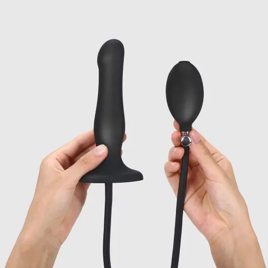 Strap on me Silikonové nafukovací dildo s kuličkou