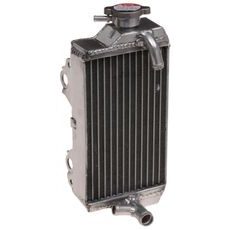 CHLADIČ PRAVÝ SUZUKI [215*128*40], Q-TECH