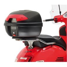 KR131 NOSIČ KUFRA PIAGGIO VESPA GTS 125 - 150 - 300 SUPER (08-22)