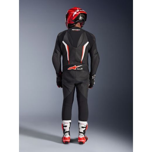 JEDNODIELNA KOMBINÉZA GP FORCE V2, ALPINESTARS (ČERNÁ/BÍLÁ/ČERVENÁ FLUO) 2026