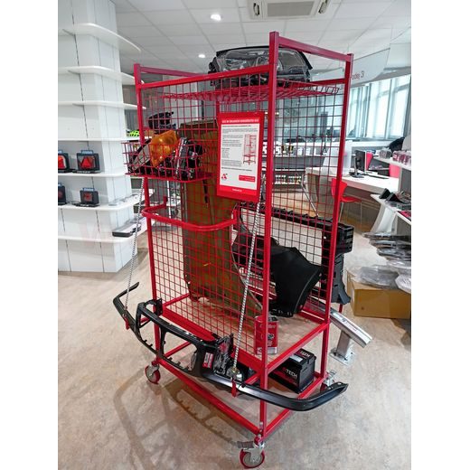 KLEC NA USKLADNĚNÍ KAROSÁŘSKÝCH DÍLŮ