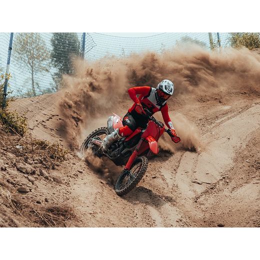 KOMPLETNÉ SADA PLASTOV REVOLUTION 5 DIELOV HONDA, RTECH (ČERVENÁ)