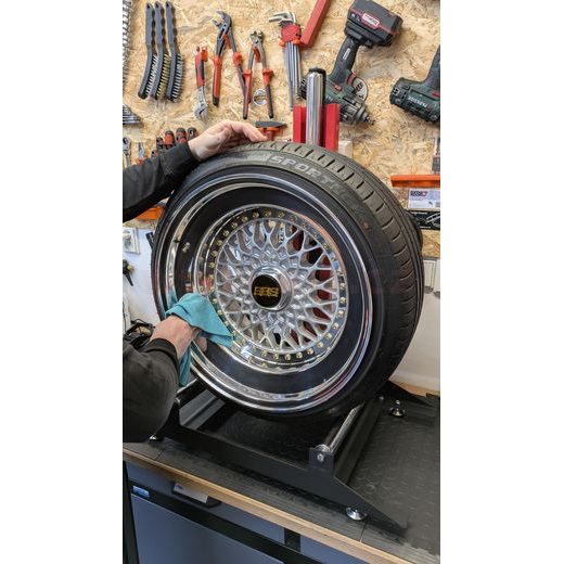 STOJAN NA MYTÍ A DETAILING KOL