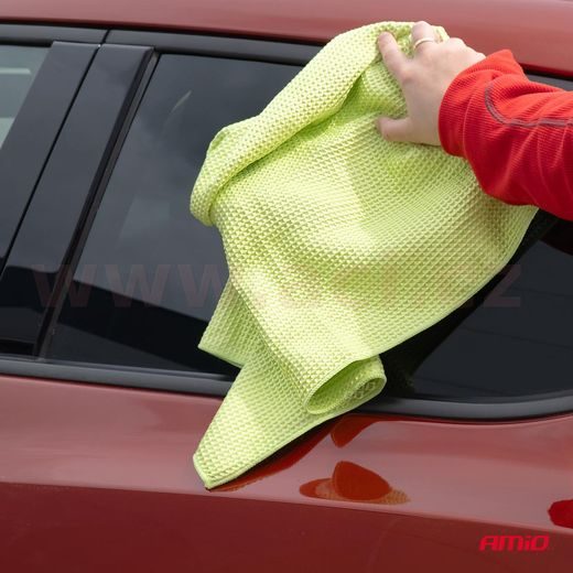 UTERÁK Z MIKROVLÁKNA NA ČISTENIE SKIEL A ZRKADIEL 60X40 CM, 280 G