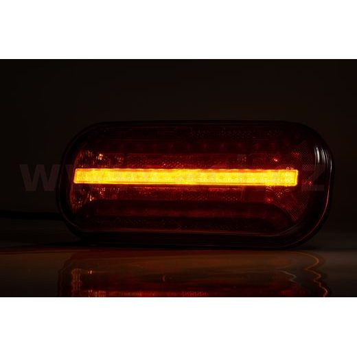ZADNÍ SVĚTLO LED 214,3X94,3 MM, S DYNAMICKÝM SMĚR. SVĚTLEM, 5 PIN BAJONET, L=P