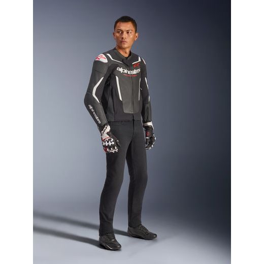 BUNDA GP FORCE V2, ALPINESTARS (ČERNÁ/BÍLÁ/ČERVENÁ) 2026