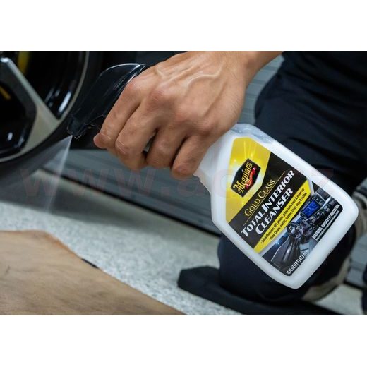 MEGUIAR'S QUIK SOLUTIONS CARPET &AMP; CLOTH KIT SADA NA ČISTENIE TEXTÍLIÍ A LÁTKOVÝCH KOBERCOV